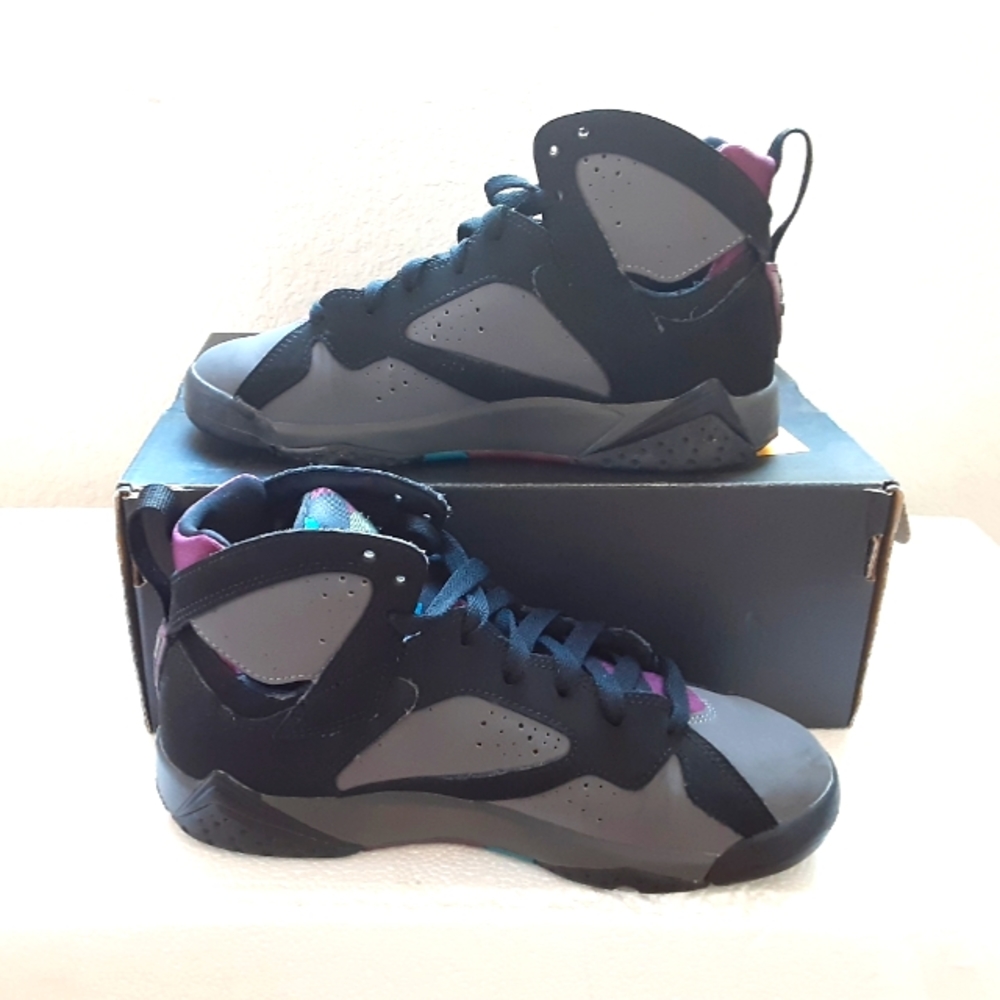 Jordans - Picture 3 of 6